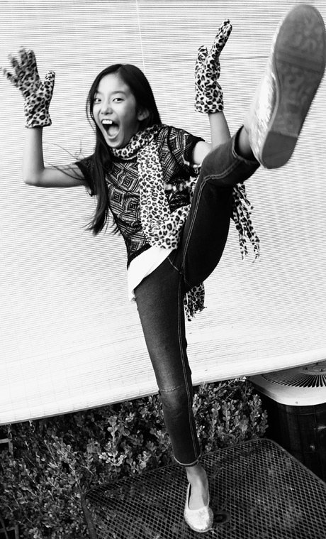 Olivia Silly Kick Image